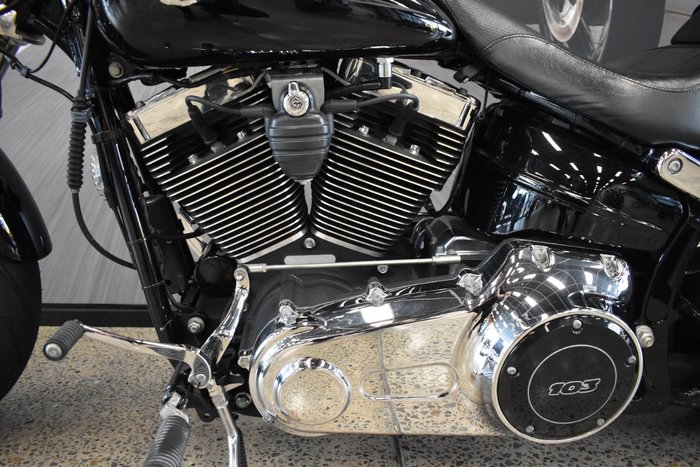 2014 HARLEY-DAVIDSON BREAKOUT