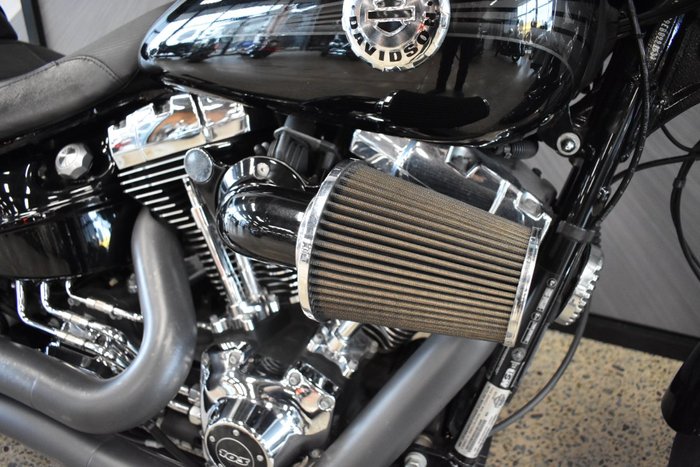 2014 HARLEY-DAVIDSON BREAKOUT