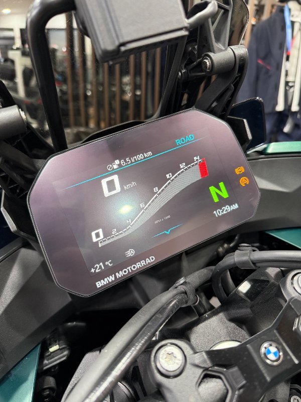 2026 BMW Motorrad M 1000 XR Aurelius Green Metallic