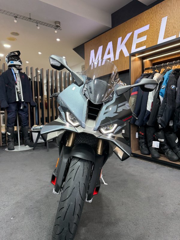 2026 BMW Motorrad S 1000 RR BLUESTONE METALLIC