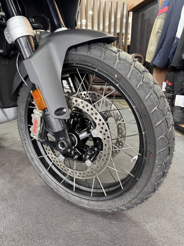 2026 BMW Motorrad R 1300 GS Adventure Triple Black BLACK STORM METALLIC