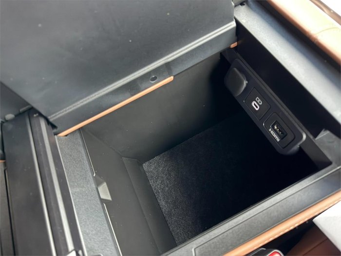 2024 Toyota Vellfire Hybrid Z Premier