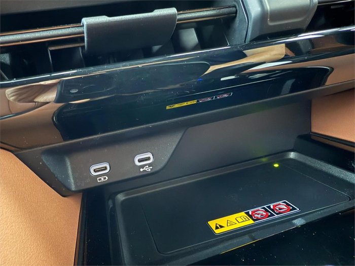 2024 Toyota Vellfire Hybrid Z Premier