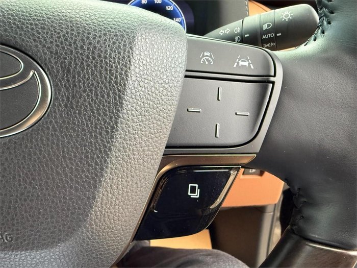 2024 Toyota Vellfire Hybrid Z Premier