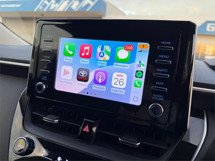 2020 Toyota Corolla Touring Hybrid S