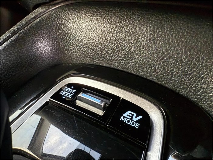 2020 Toyota Corolla Touring Hybrid S