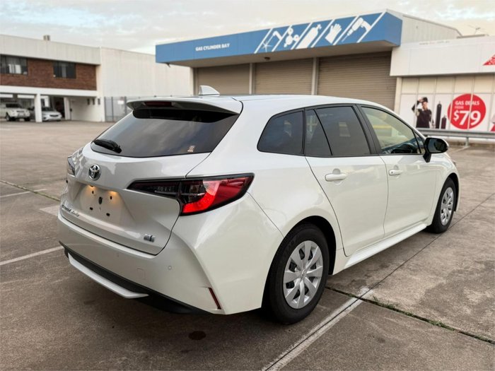 2020 Toyota Corolla Touring Hybrid S