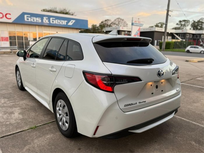2020 Toyota Corolla Touring Hybrid S