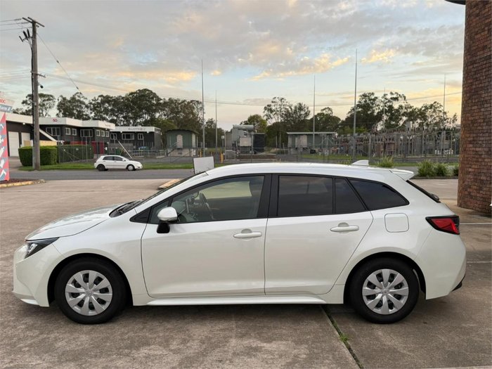 2020 Toyota Corolla Touring Hybrid S