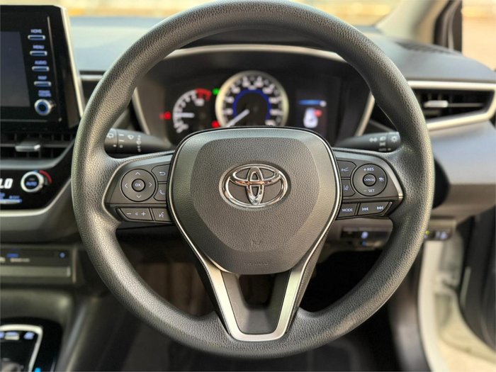 2020 Toyota Corolla Touring Hybrid S