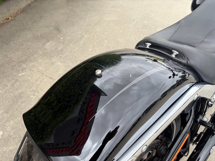 2015 HARLEY-DAVIDSON FXSB SOFTAIL BREAKOUT Black