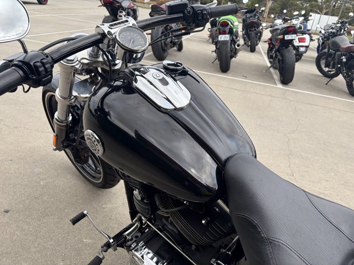 2015 HARLEY-DAVIDSON FXSB SOFTAIL BREAKOUT Black