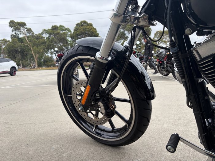 2015 HARLEY-DAVIDSON FXSB SOFTAIL BREAKOUT Black