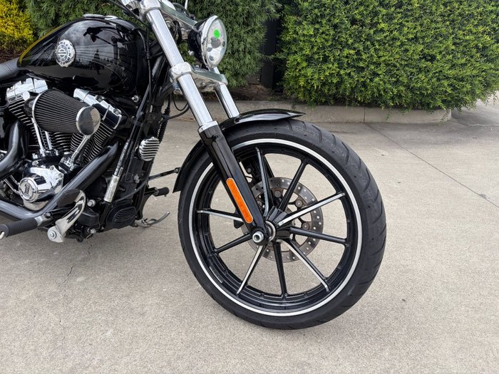 2015 HARLEY-DAVIDSON FXSB SOFTAIL BREAKOUT Black