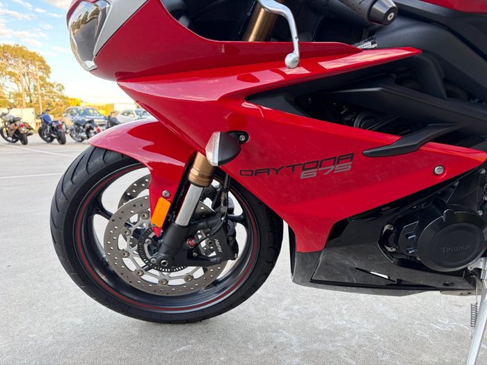 2015 Triumph DAYTONA 675 Red