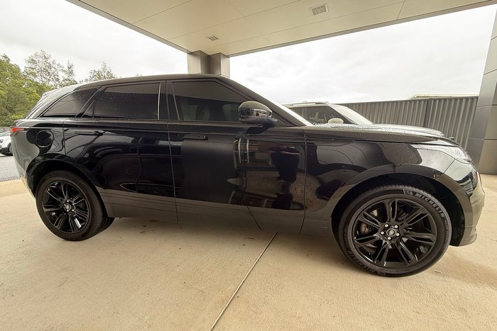 2021 Land Rover Range Rover Velar P250 R-Dynamic SE