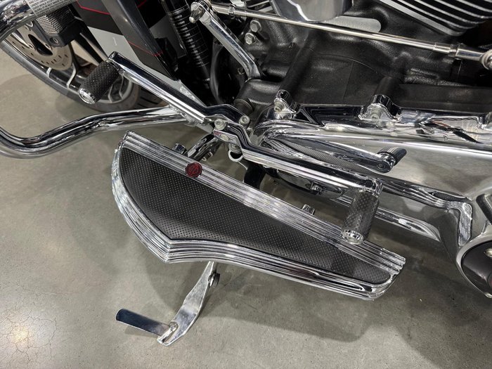 2019 Harley-Davidson CVO Road Glide 117 (FLTRXSE) Touring Silver