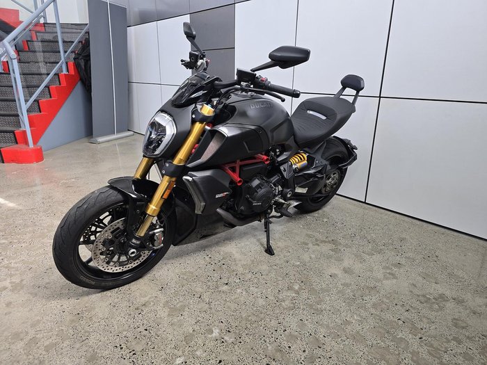 2021 Ducati Diavel 1260 S Diavel Black