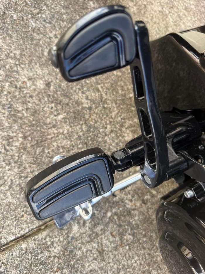 2016 Harley-Davidson CVO Pro Street Breakout (FXSE) CVO Black