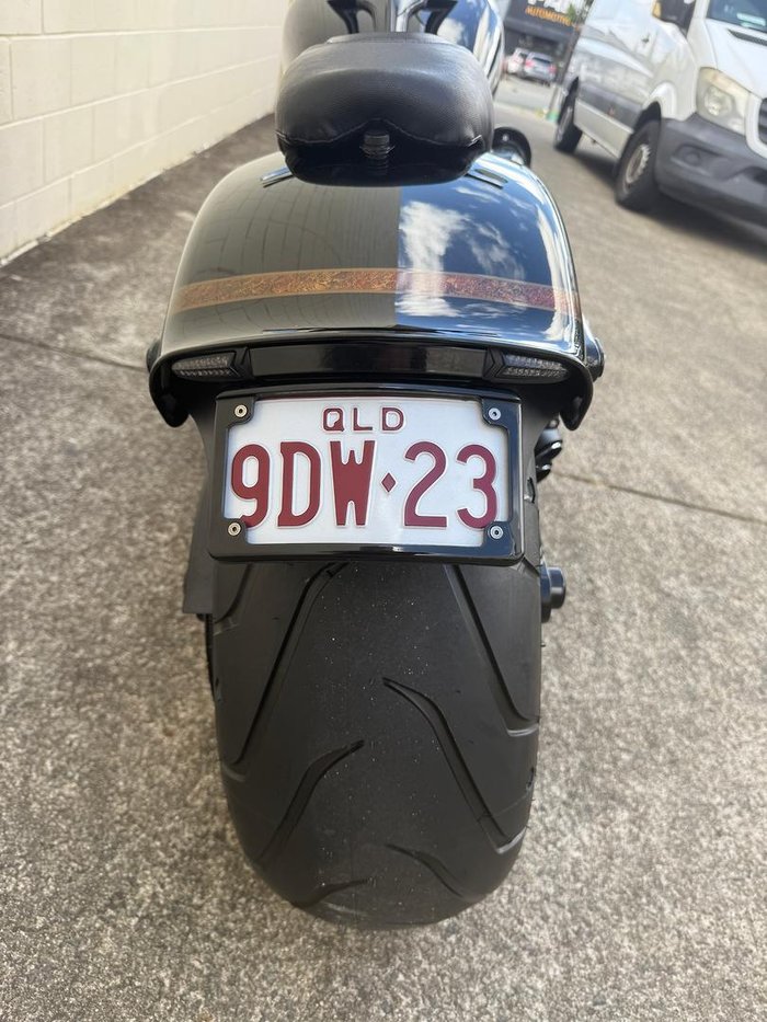 2016 Harley-Davidson CVO Pro Street Breakout (FXSE) CVO Black