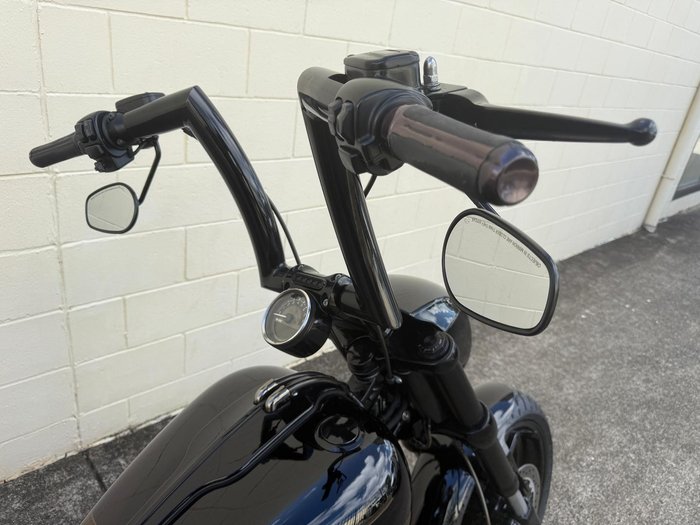 2016 Harley-Davidson CVO Pro Street Breakout (FXSE) CVO Black