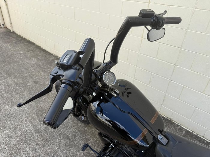 2016 Harley-Davidson CVO Pro Street Breakout (FXSE) CVO Black