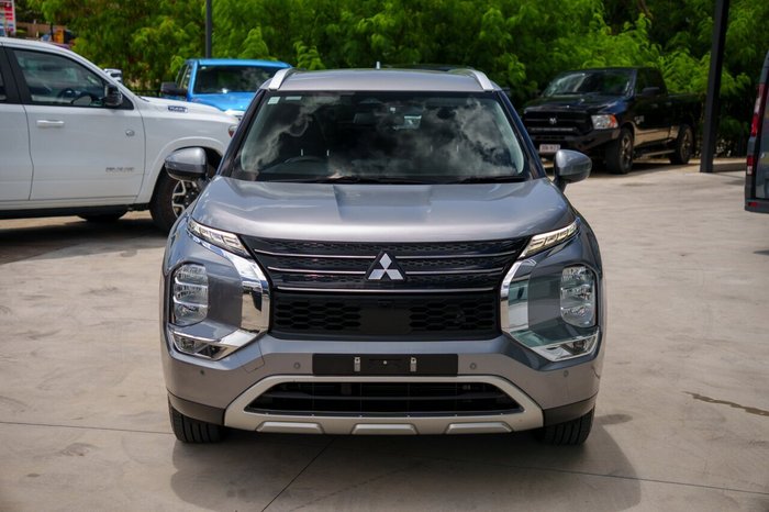 2022 Mitsubishi Outlander LS