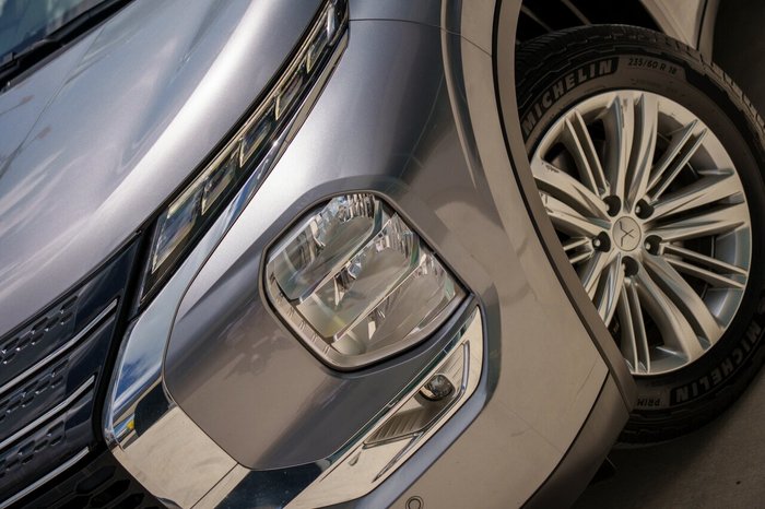 2022 Mitsubishi Outlander LS