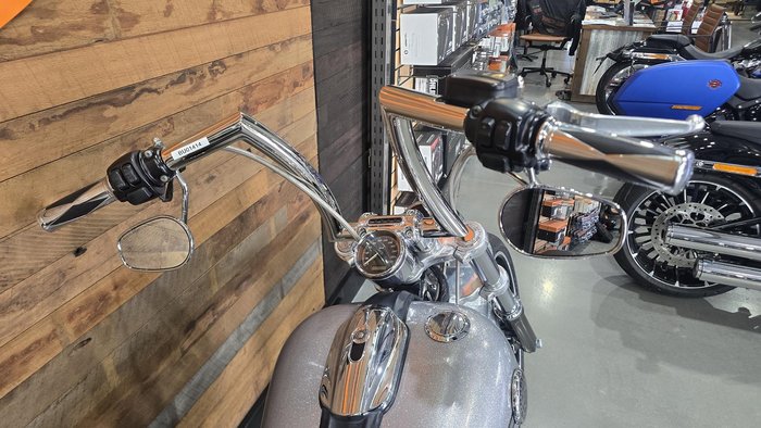 2015 Harley-Davidson Breakout 103 (FXSB) Softail Silver