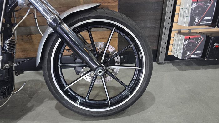 2015 Harley-Davidson Breakout 103 (FXSB) Softail Silver