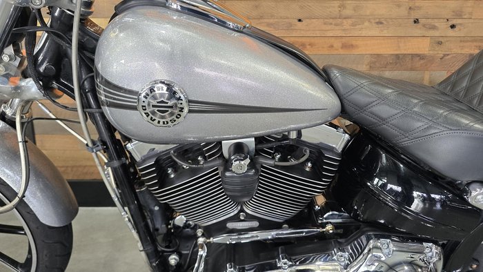 2015 Harley-Davidson Breakout 103 (FXSB) Softail Silver