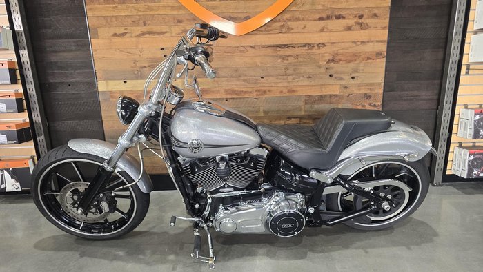 2015 Harley-Davidson Breakout 103 (FXSB) Softail Silver
