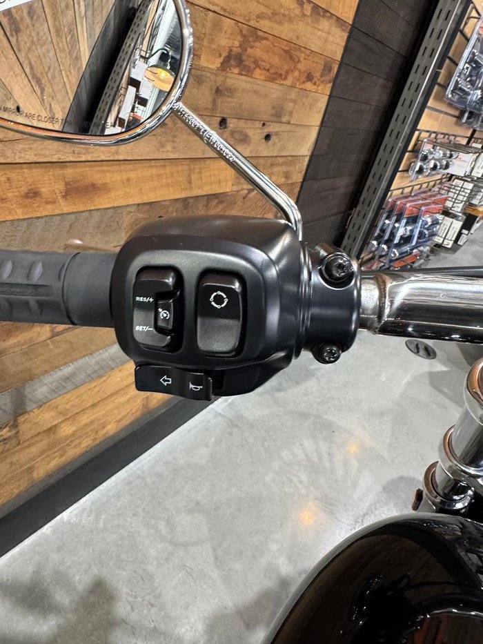 2025 Harley-Davidson Breakout 117 (FXBR) Softail Black