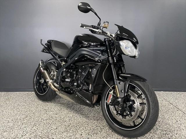 2016 Triumph Speed Triple R SE 94