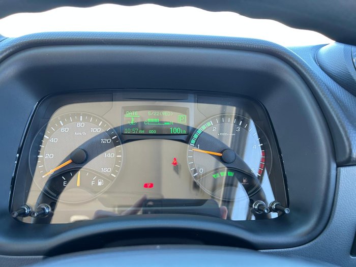 2025 Fuso Rosa White