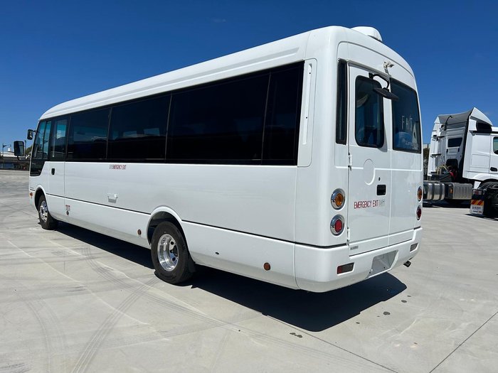 2025 Fuso Rosa White