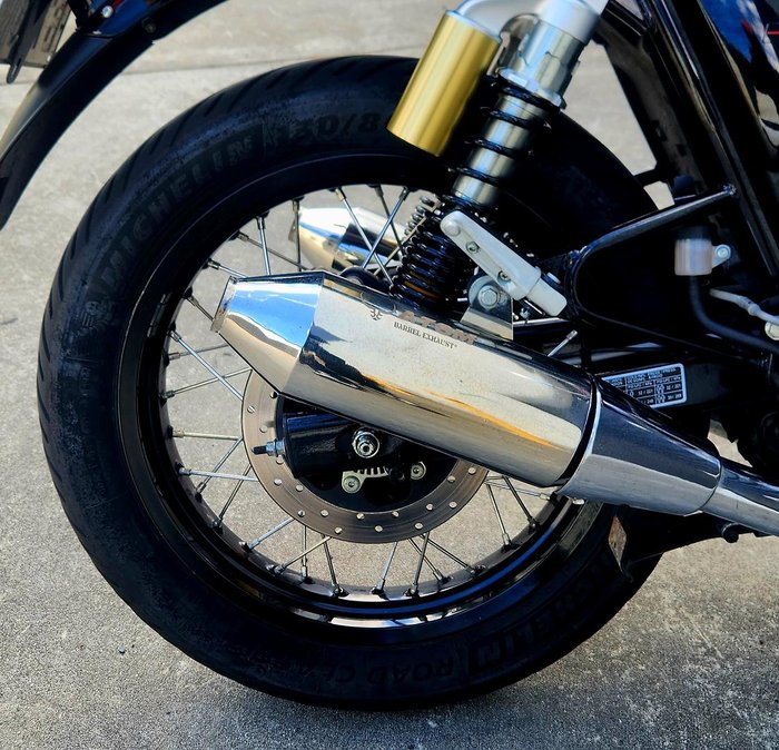 2022 Royal Enfield Interceptor 650 Classic 650 Twin Red