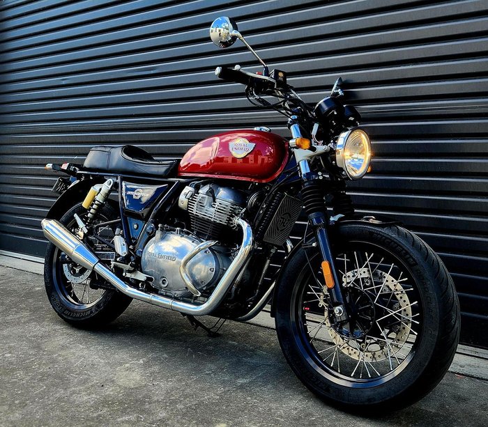 2022 Royal Enfield Interceptor 650 Classic 650 Twin Red