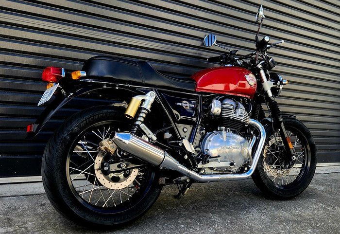 2022 Royal Enfield Interceptor 650 Classic 650 Twin Red