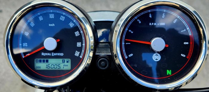 2022 Royal Enfield Interceptor 650 Classic 650 Twin Red