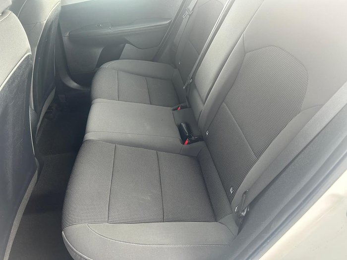 2018 Kia Cerato S BD MY19 Clear White