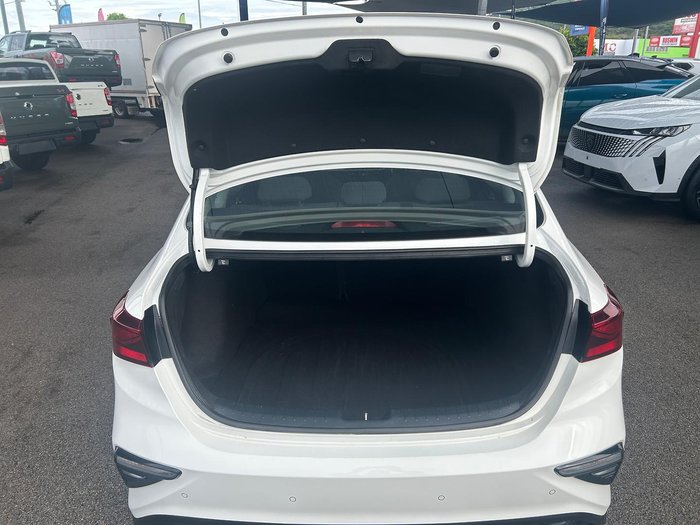 2018 Kia Cerato S BD MY19 Clear White