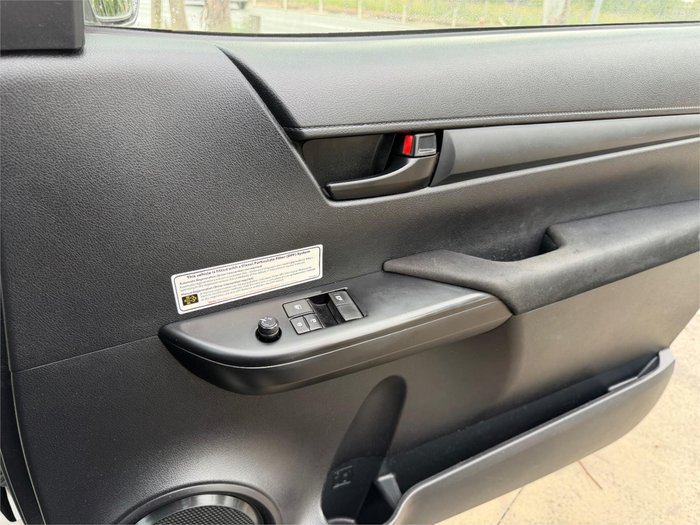 2021 TOYOTA HILUX WORKMATE HI-RIDER (4x2)