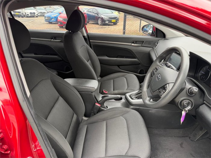 2017 HYUNDAI ELANTRA ACTIVE 2.0 MPI AD Red