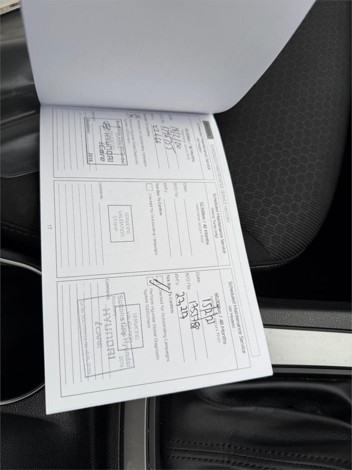 2017 HYUNDAI ELANTRA ACTIVE 2.0 MPI AD Red