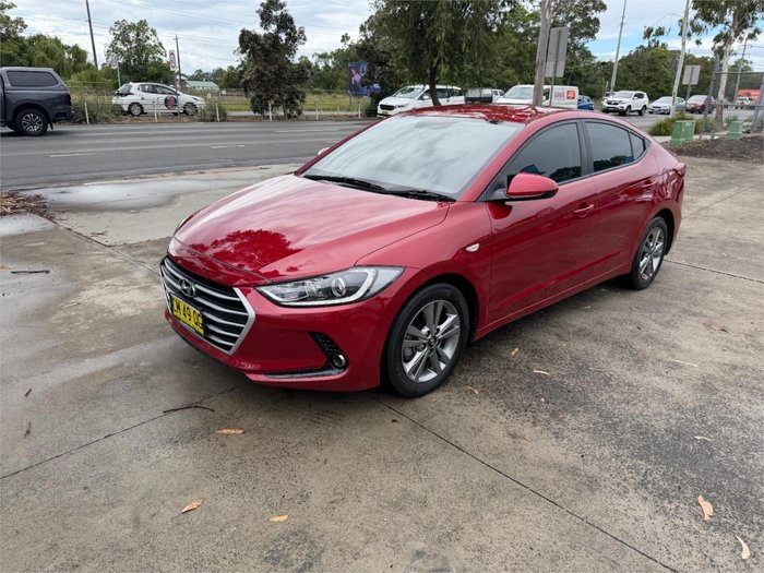 2017 HYUNDAI ELANTRA ACTIVE 2.0 MPI AD Red