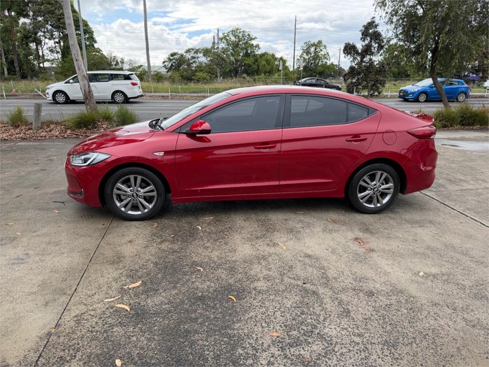 2017 HYUNDAI ELANTRA ACTIVE 2.0 MPI AD Red