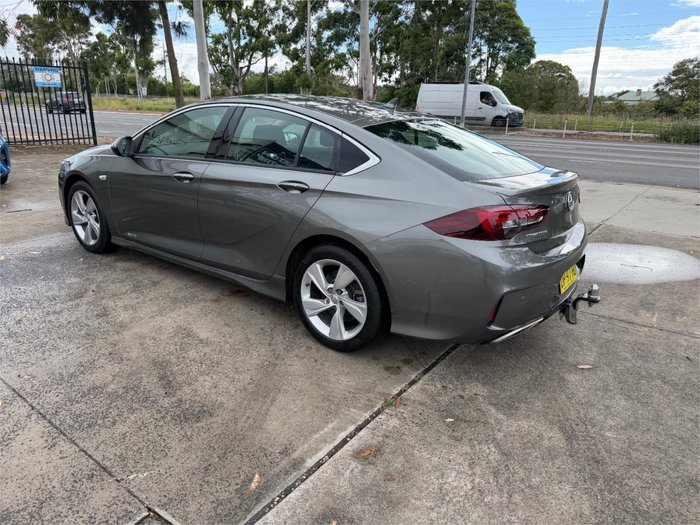 2018 HOLDEN COMMODORE RS-V