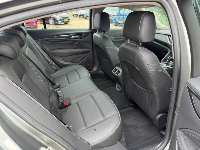 2018 HOLDEN COMMODORE RS-V