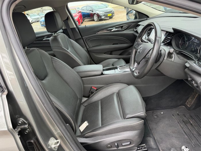 2018 HOLDEN COMMODORE RS-V